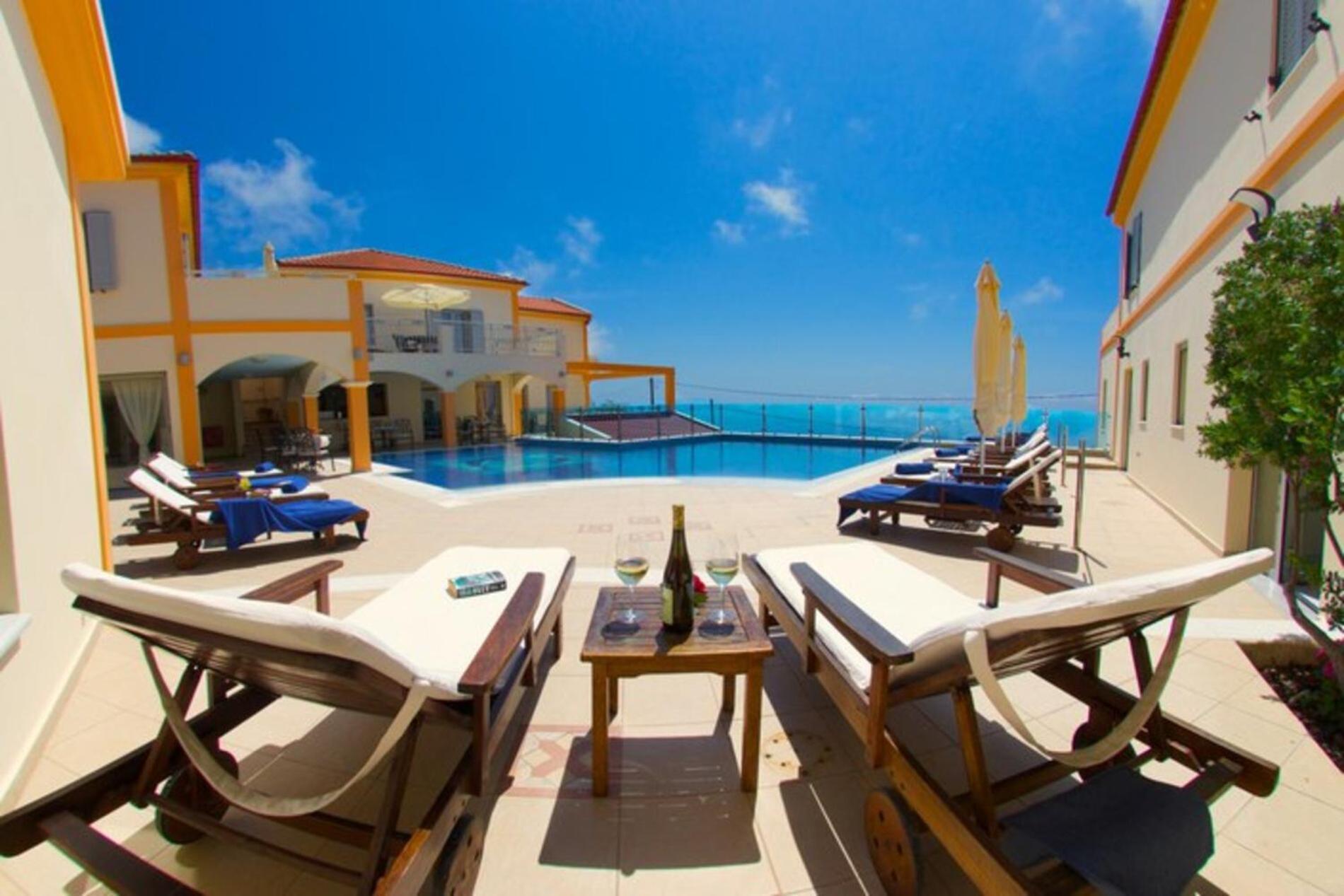 Belle View Hotel - Sea View & Sunset Mánganos Extérieur photo